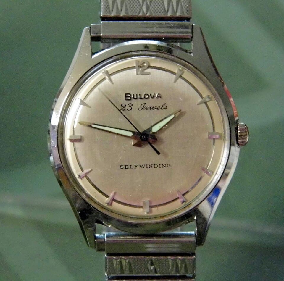 Bulova 23 Jewels Selfwinding (silver dial)